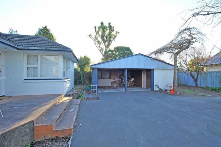 Photo of property in 18 Mclellan Place, Ilam, Christchurch, 8041