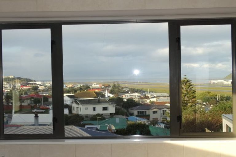 Photo of property in 84c Wexford Road, Miramar, Wellington, 6022