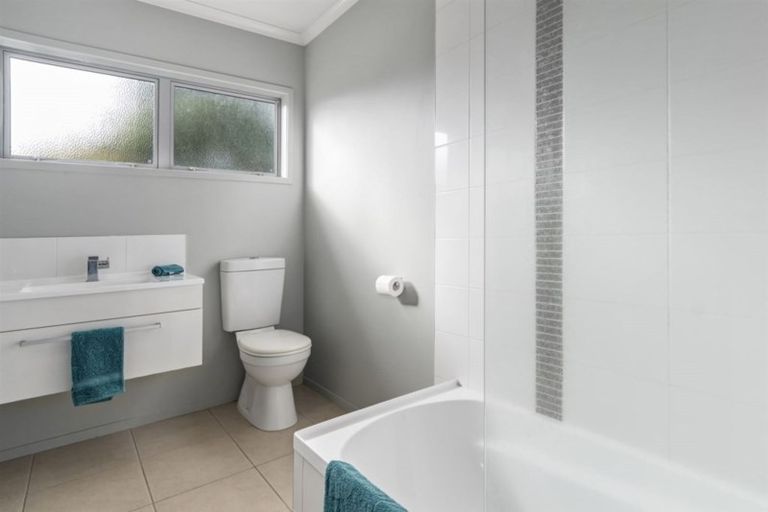 Photo of property in 29 Tory Way, Omokoroa, 3114