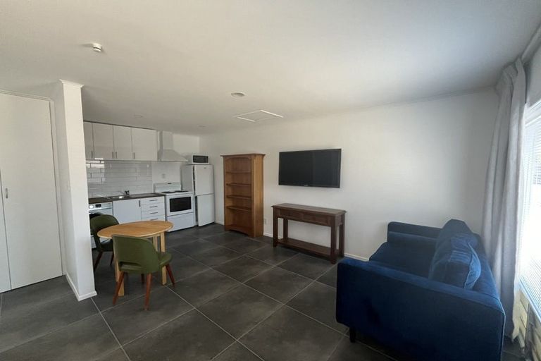 Photo of property in 11/335 Kennedy Road, Pirimai, Napier, 4112