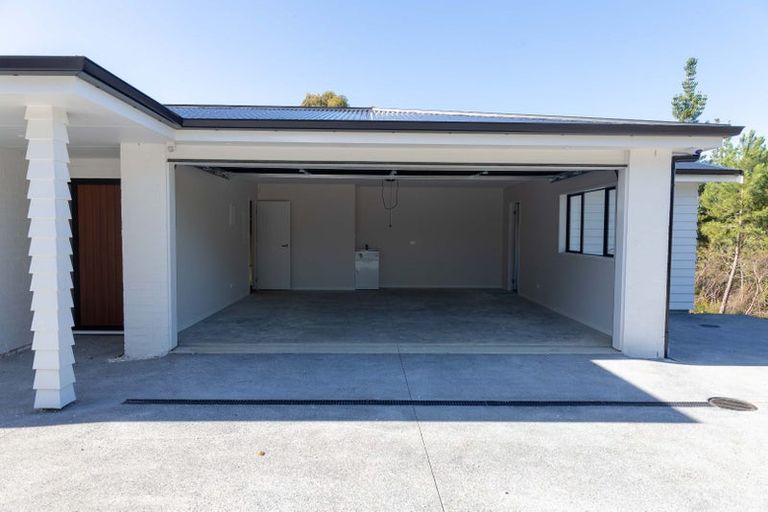 Photo of property in 1235 East Coast Road, Redvale, Albany, 0794