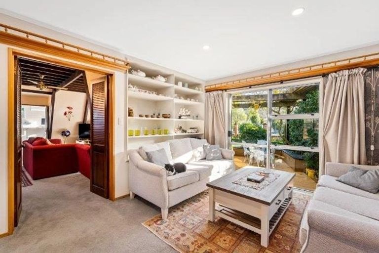 Photo of property in 53 West Street, Greytown, 5712