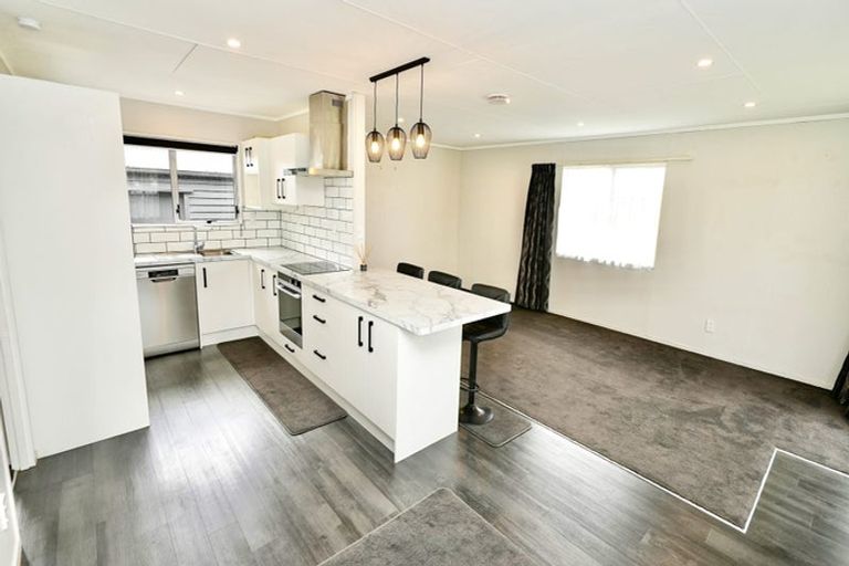 Photo of property in 29 Acacia Street, Kelvin Grove, Palmerston North, 4414