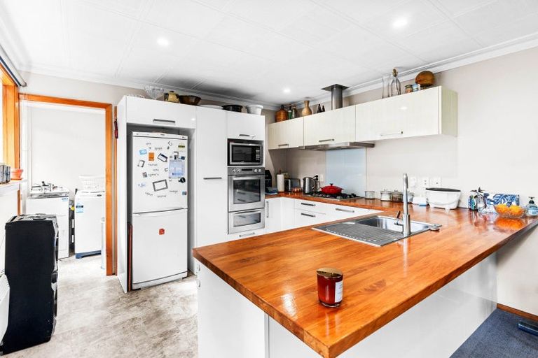 Photo of property in 44 Larnach Road, Waverley, Dunedin, 9013