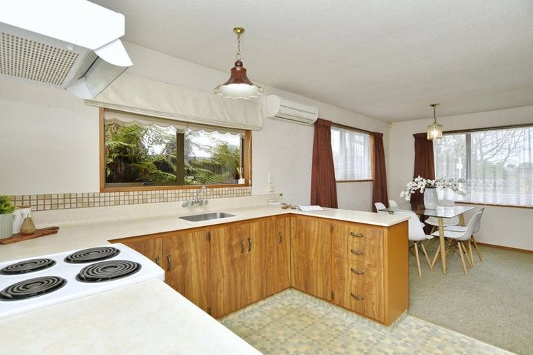 Photo of property in 2/148 Main North Road, Papanui, Christchurch, 8052