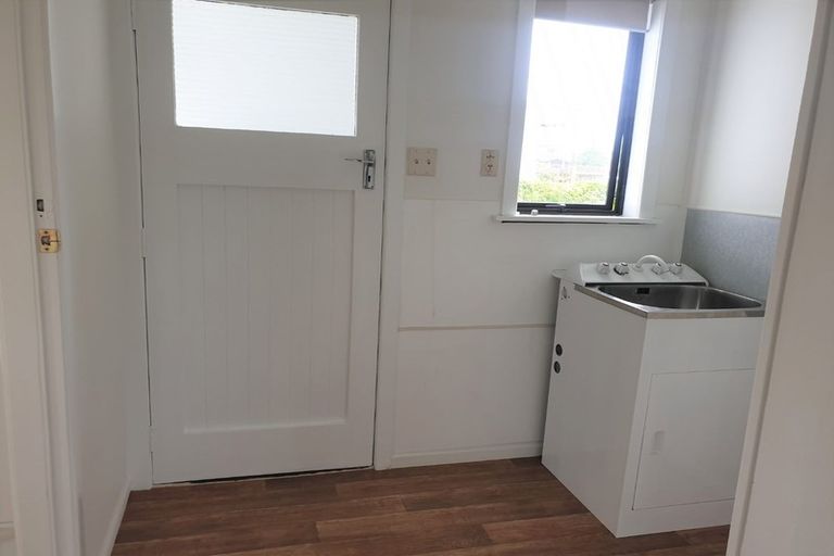 Photo of property in 509 Mangorei Road, Highlands Park, New Plymouth, 4312