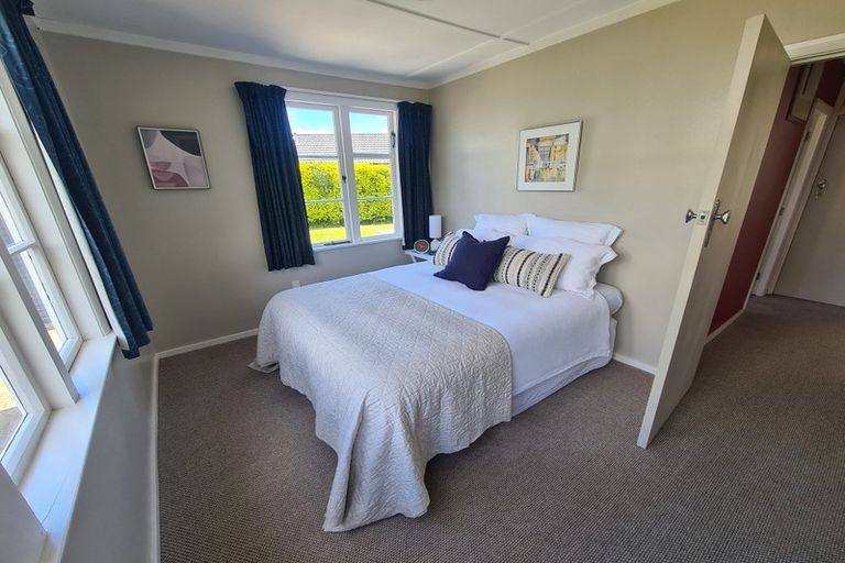 Photo of property in 3 Burke Grove, Naenae, Lower Hutt, 5011