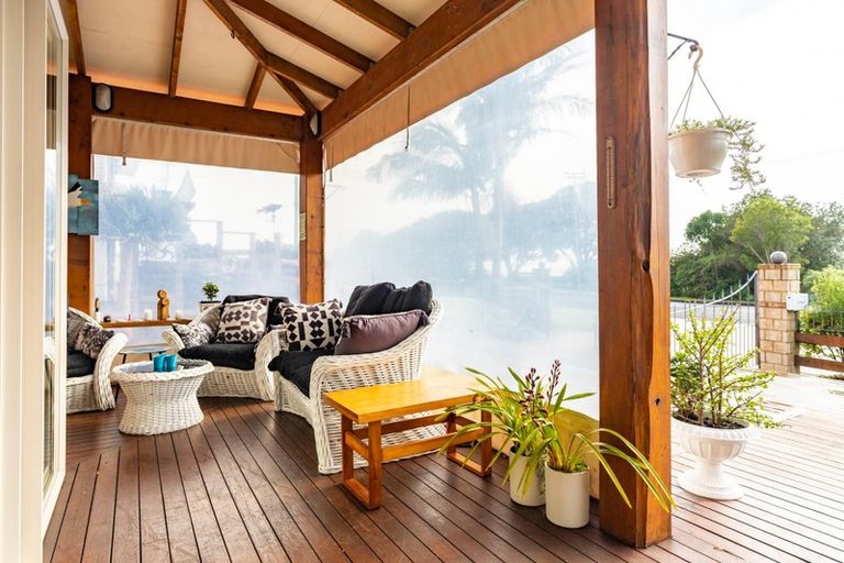 Photo of property in 141 Marsden Bay Drive, One Tree Point, 0118