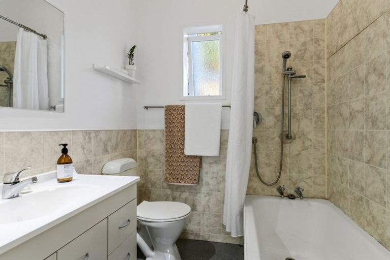 Photo of property in 23 Patuone Avenue, Devonport, Auckland, 0624