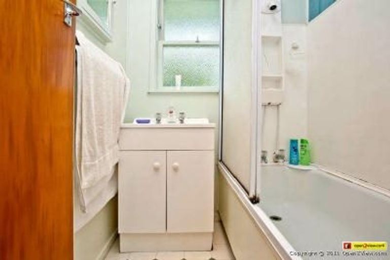 Photo of property in 4/70 Nile Road, Milford, Auckland, 0620