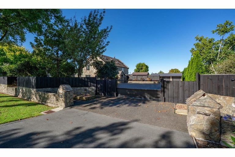 Photo of property in 58 Buckleys Road, Rangiora, 7400