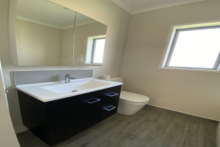 Photo of property in 19 Rue D' Amarres, Gulf Harbour, Whangaparaoa, 0930