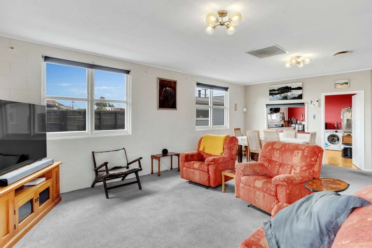 Photo of property in 169 Seabury Avenue, Foxton Beach, Foxton, 4815