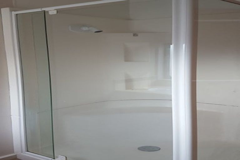 Photo of property in 4/19 Grove Road, Addington, Christchurch, 8024