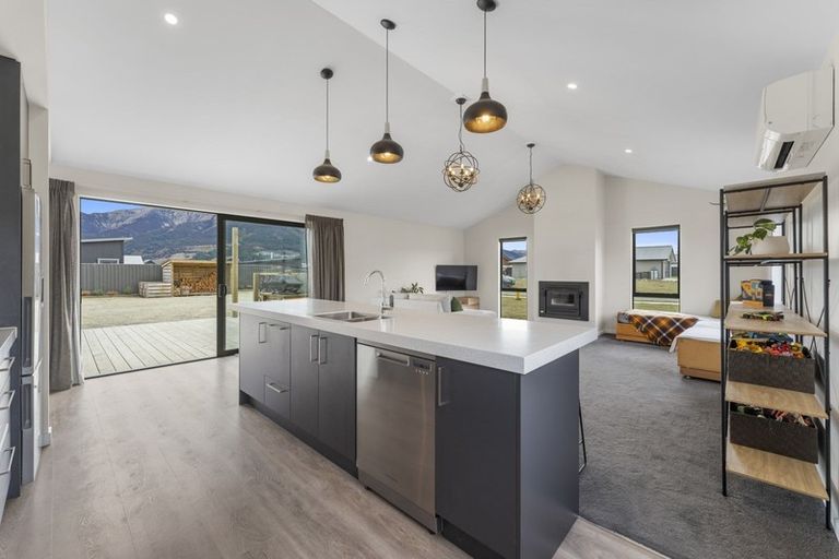 Photo of property in 27 Dingle Street, Lake Hawea, Wanaka, 9382