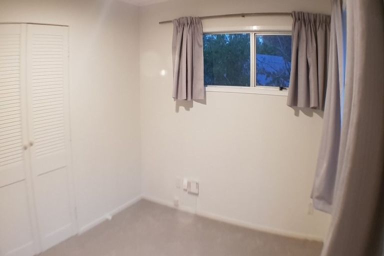 Photo of property in 56 Parrs Cross Road, Henderson, Auckland, 0612