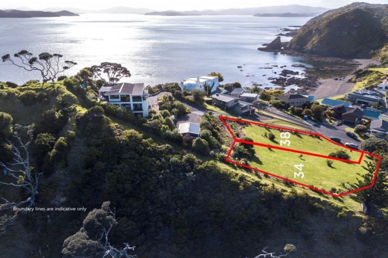 Photo of property in 38 Du Fresne Place, Russell, 0202