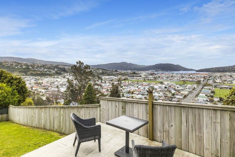 Photo of property in 77 Easther Crescent, Kew, Dunedin, 9012