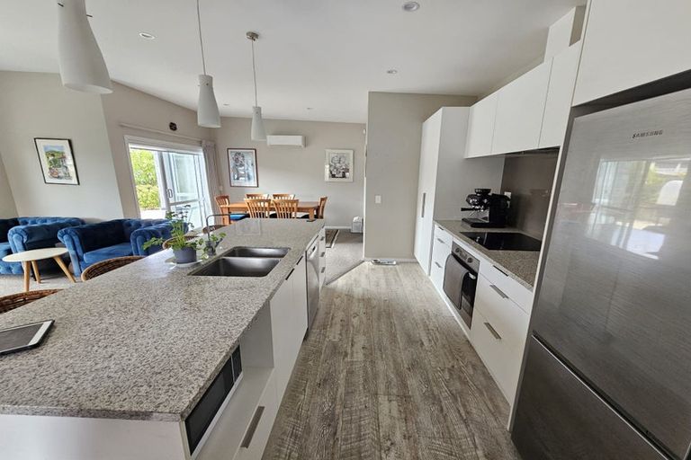 Photo of property in 19 Piata Street, Papamoa Beach, Papamoa, 3118