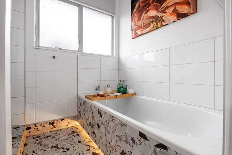 Photo of property in 78 Princes Street, Cambridge, 3434