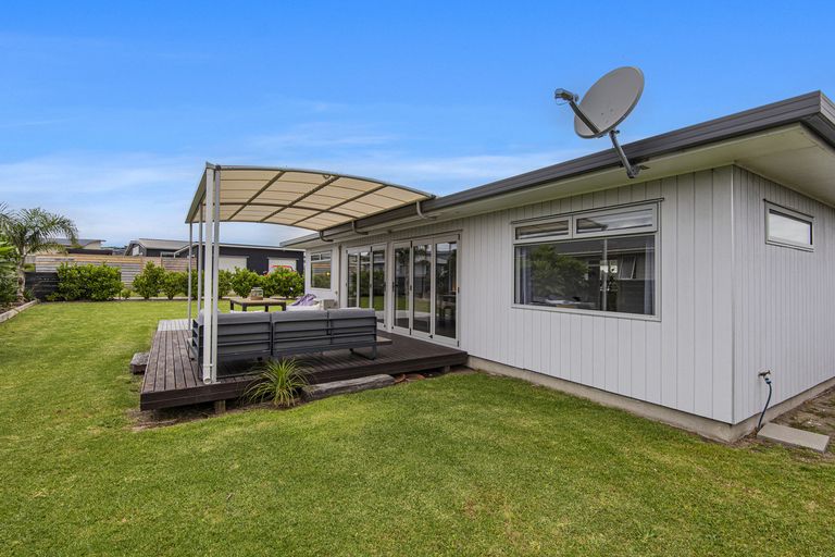 Photo of property in 28d Marram Place, Mangawhai Heads, Mangawhai, 0505