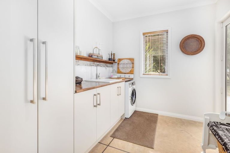 Photo of property in 28 Saint Laurent Way, Ohau, Levin, 5570