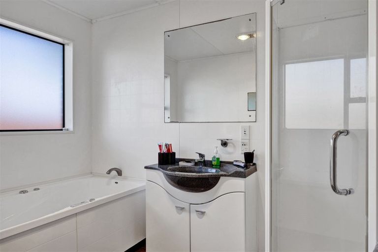 Photo of property in 18 Rimu Street, Hawera, 4610