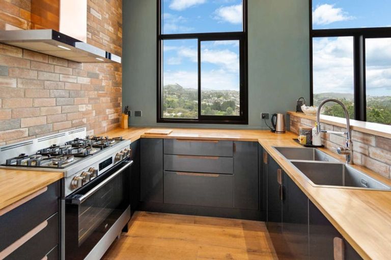 Photo of property in 20 Eagleview Rise, Welcome Bay, Tauranga, 3175