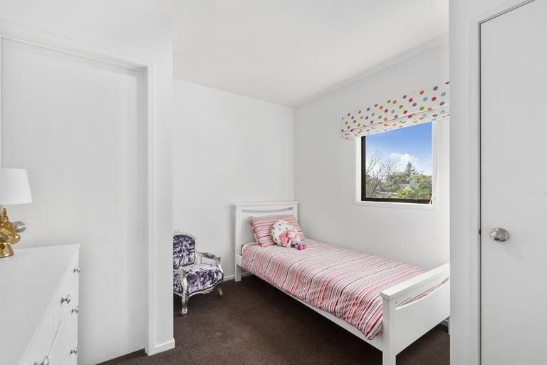 Photo of property in 42 Weza Lane, Kumeu, 0810