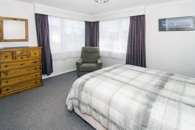 Photo of property in 76 Raglan Street, Lansdowne, Masterton, 5810