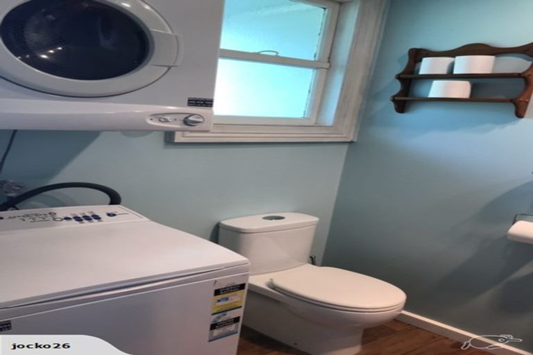 Photo of property in 2/4 George Street, Mangere East, Auckland, 2024