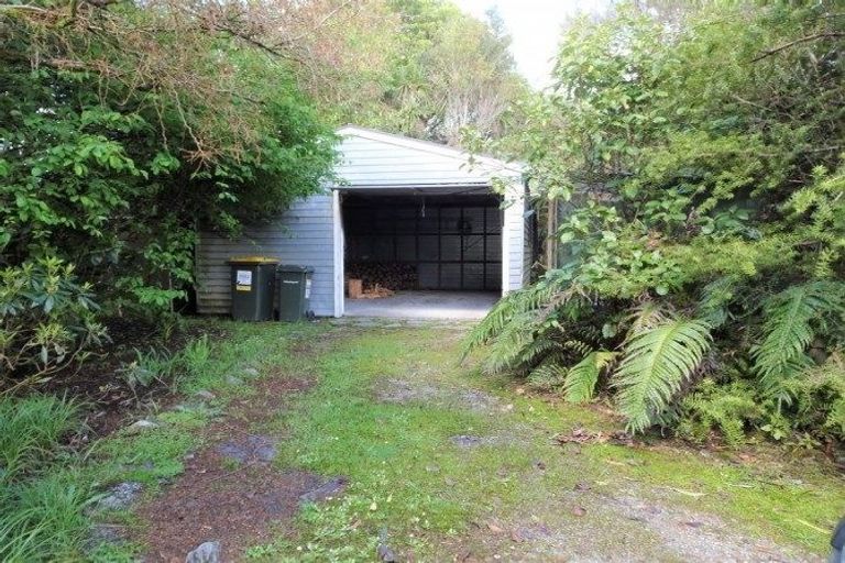 Photo of property in 61 Seddon Street, Kumara, 7832