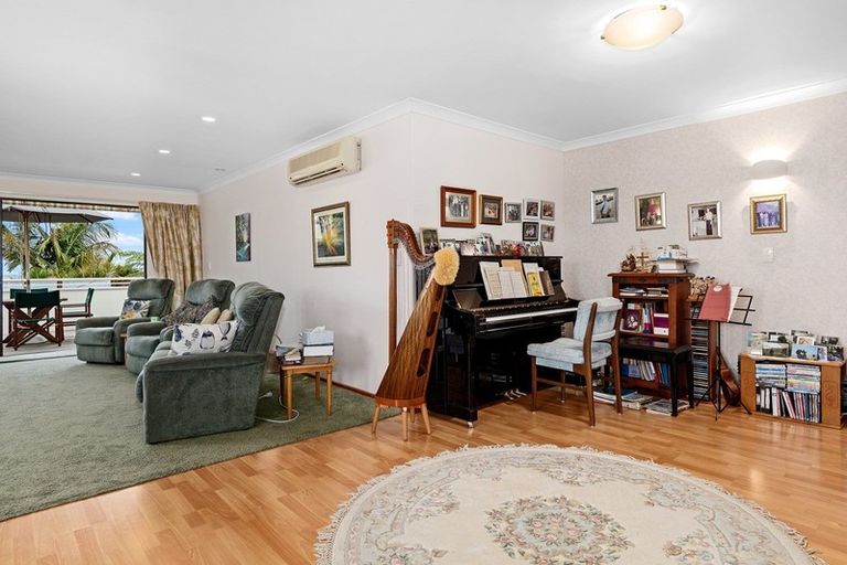 Photo of property in 19 Mcdonnell Street, Omokoroa, 3114