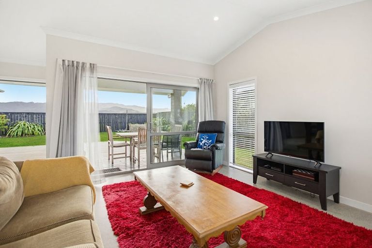Photo of property in 89 Kupe Drive, Whitianga, 3510