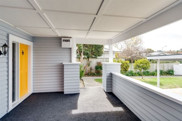 Photo of property in 80 Vigor Brown Street, Napier South, Napier, 4110