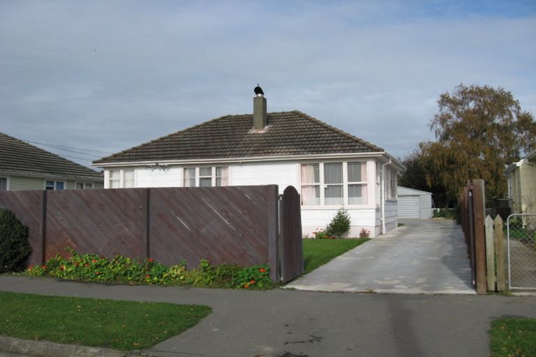 Photo of property in 7 Primrose Street, Northcote, Christchurch, 8052