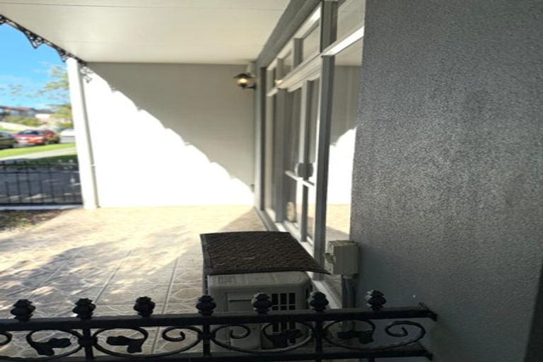 Photo of property in 16/126 Stancombe Road, Flat Bush, Auckland, 2016