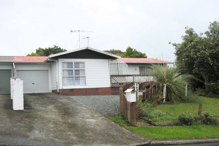 Photo of property in 2b Robin Hood Place, Onerahi, Whangarei, 0110