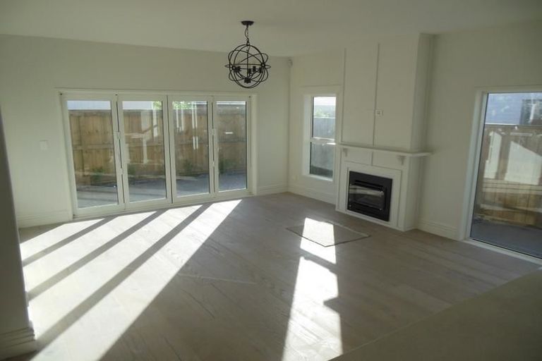 Photo of property in 31 Cassinia Close, Papamoa Beach, Papamoa, 3118