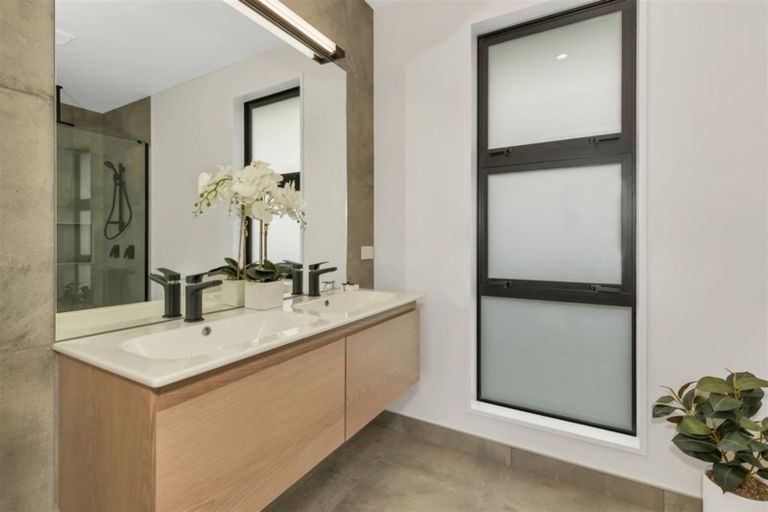 Photo of property in 10 Valour Drive, Rangiora, 7400