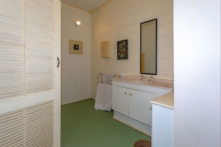 Photo of property in 28 Firth View Road, Te Puru, Thames, 3575