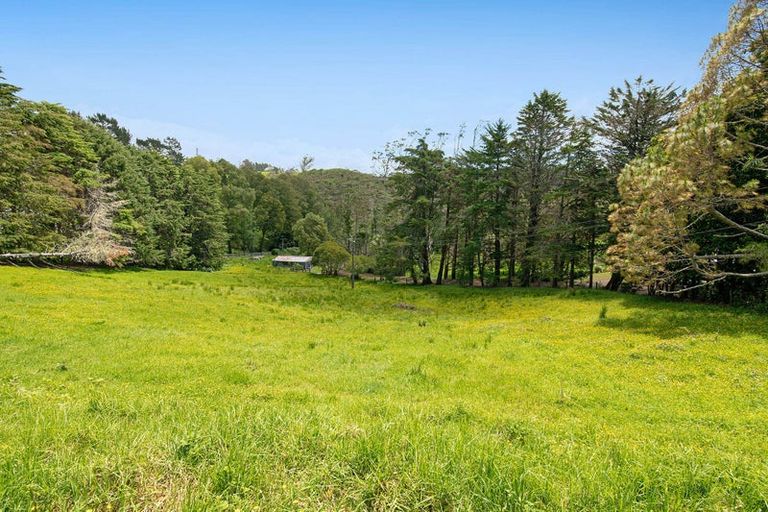 Photo of property in 40 Coulter Road, Swanson, Auckland, 0614