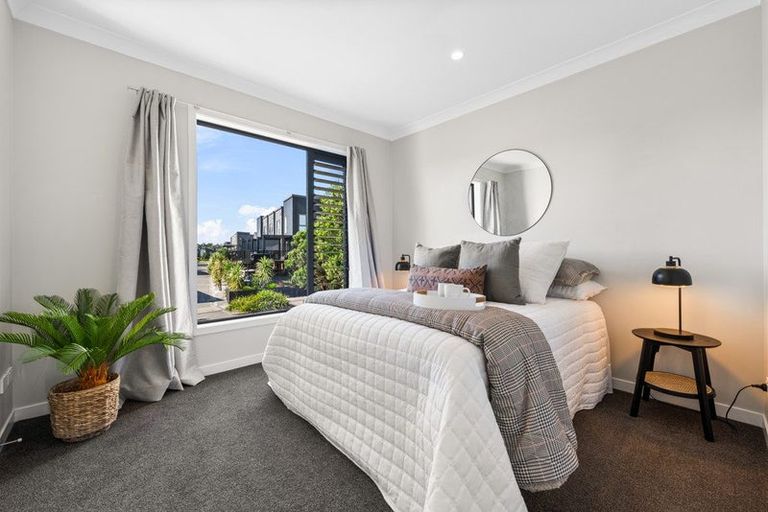 Photo of property in 65 Glidepath Road, Hobsonville, Auckland, 0616