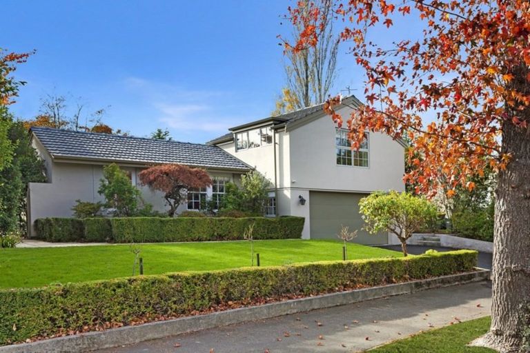 Photo of property in 6 Tuirau Place, Ilam, Christchurch, 8041