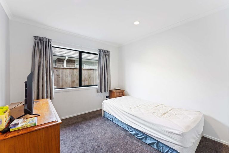 Photo of property in 10 Moy Place, Otaki, 5512