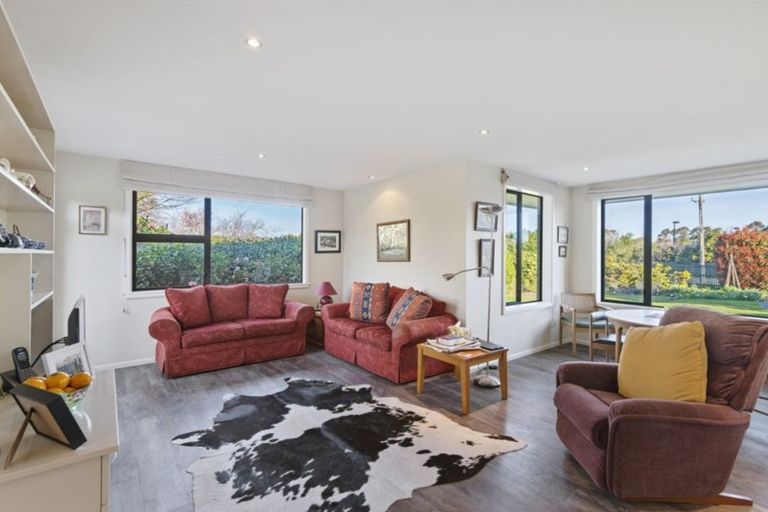 Photo of property in 52 Old West Coast Road, Yaldhurst, Christchurch, 7676