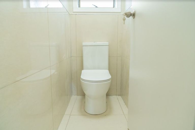 Photo of property in 20 Pukeroa Place, Papakura, 2110