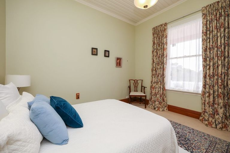 Photo of property in 62 Gover Street, New Plymouth, 4310