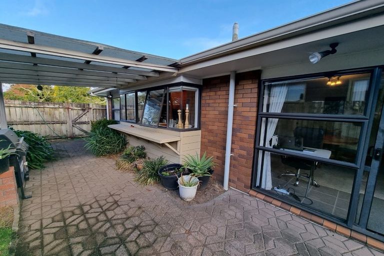 Photo of property in 162 Walter Strevens Drive, Conifer Grove, Takanini, 2112