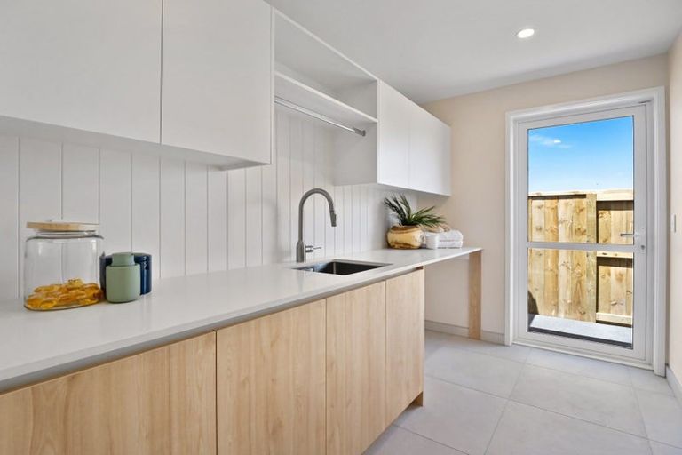 Photo of property in 2 Triplefin Avenue, Omokoroa, 3114